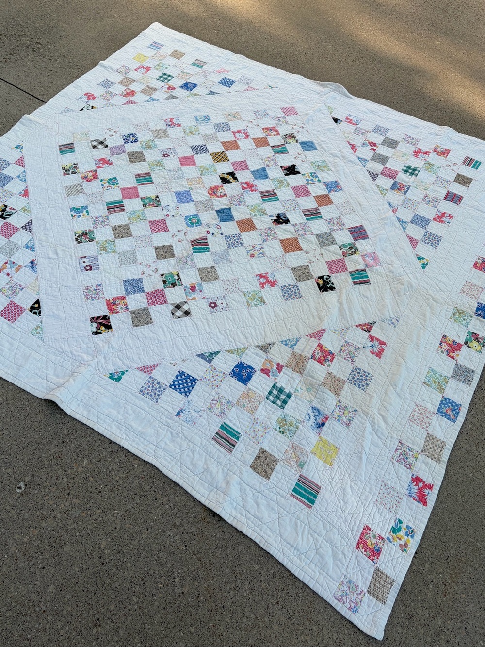 Vintage 1920-1940s checkerboard Irish quilt patchwork diamond feed sack blanket - Picture 7 of 11